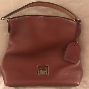 Dooney & Bourke bag in excellent condition!